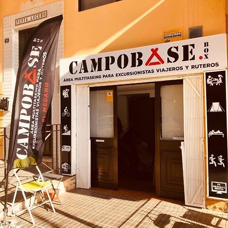 Campobase.Box Hostel เอลเมดาโน ภายนอก รูปภาพ