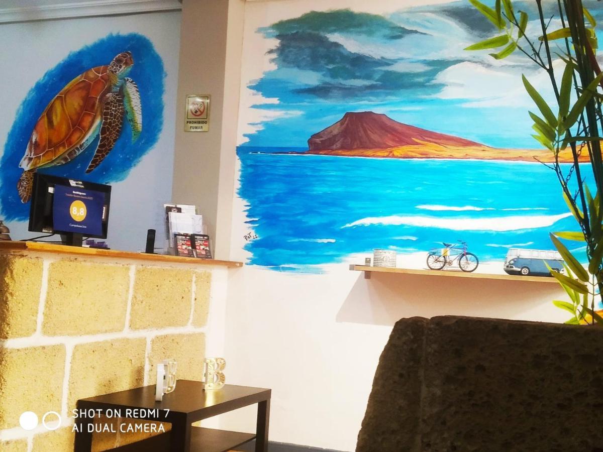 Campobase.Box Hostel เอลเมดาโน ภายนอก รูปภาพ